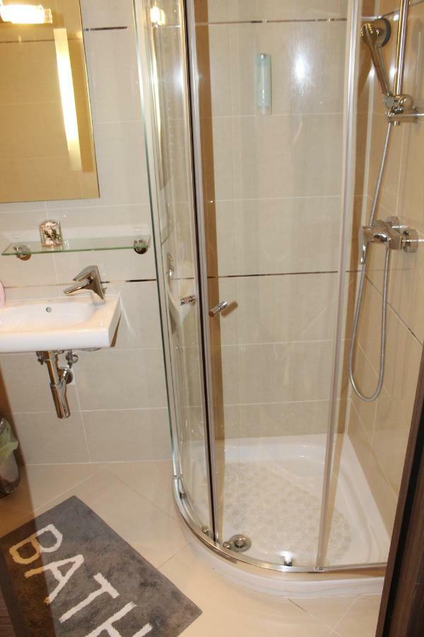 Silver Mountain Apartment A32 - 3 Rooms 3 Bathrooms Poiana Brasov Eksteriør billede